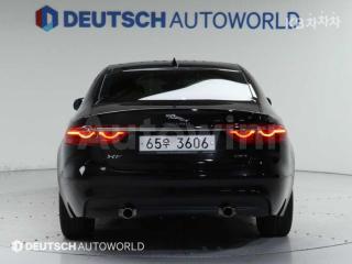 SAJBB4BX5KCY75369 2019 JAGUAR XF 2.5T PORTFOLIO-3