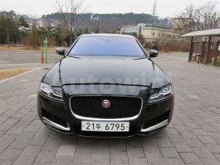 SAJBB4BN2HCY41266 2017 JAGUAR XF 2.0D PORTFOLIO-0