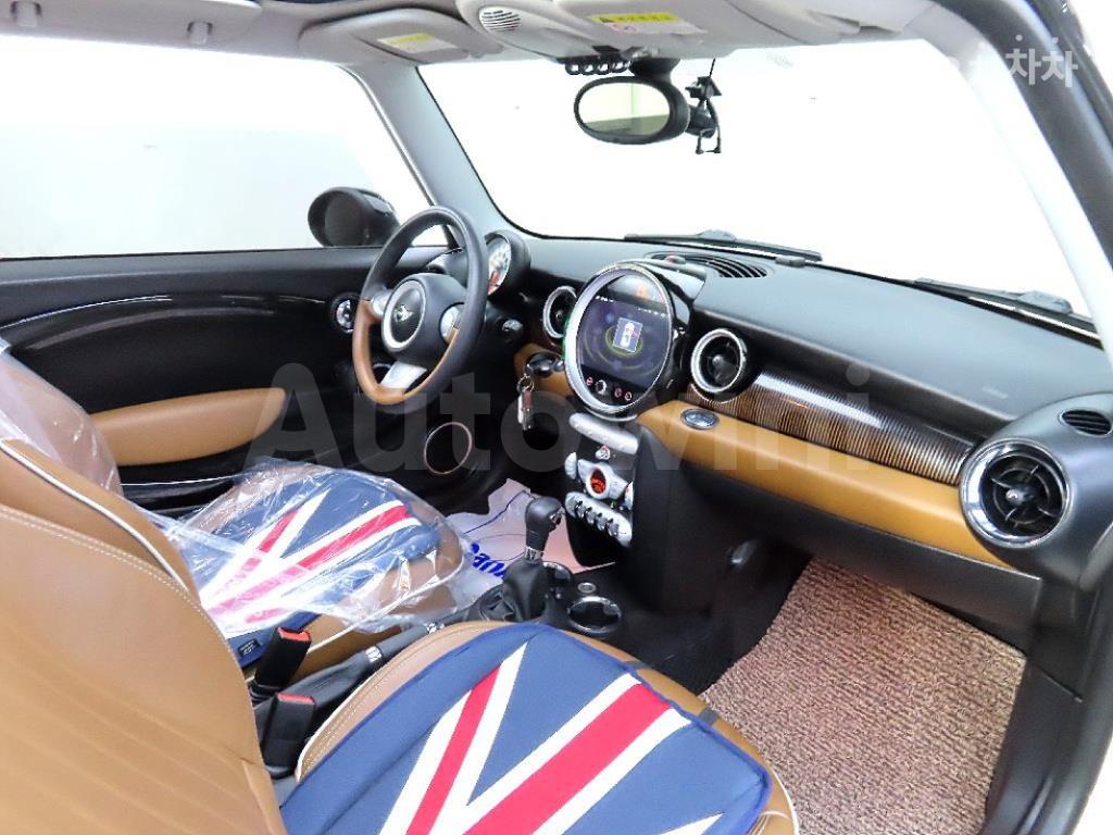 WMWMF310XATZ91236 2010 MINI COOPER 1.6 메이페어-4