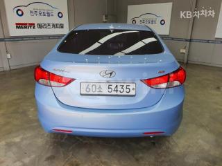 KMHDG41DBDU817106 2013 HYUNDAI AVANTE MD ELANTRA M16 GDI 에비뉴-2