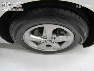 2018 HYUNDAI AVANTE AD ELANTRA 1.6 LPI 렌터카 STYLE - 8