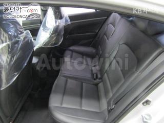 2018 HYUNDAI AVANTE AD ELANTRA 1.6 LPI 렌터카 STYLE - 10