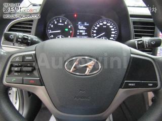 2018 HYUNDAI AVANTE AD ELANTRA 1.6 LPI 렌터카 STYLE - 11