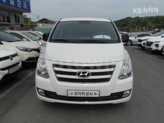 KMFWBX7KBHU850446 2017 HYUNDAI GRAND STAREX H-1 5 SEATS VAN SMART-0