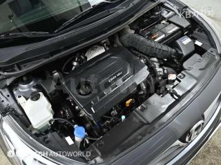 KMHCS51UGHU303249 2017 HYUNDAI ACCENT  WIT 1.6 VGT SMART-5