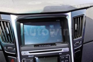 2011 HYUNDAI YF SONATA LPI LUXURY - 16
