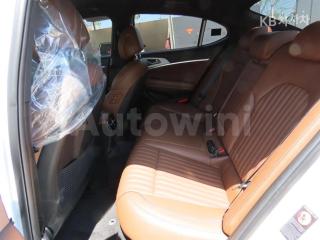 KMTG341ADLU059974 2020 GENESIS G70 2.0T AWD ELITE-4