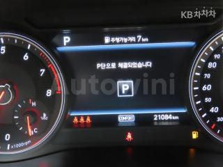 2020 GENESIS G70 2.0T AWD ELITE - 13