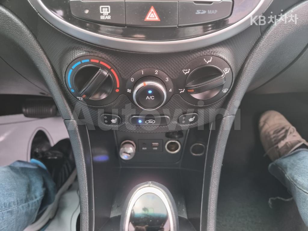 2017 HYUNDAI ACCENT  1.4 VVT MORDERN - 12