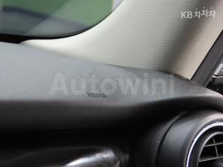 2017 MINI COOPER 3DOORS D 1.5 HIGH트림 - 19