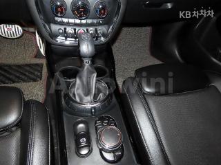 2017 MINI COOPER CLUBMAN D 2.0 일반형(09~) - 10