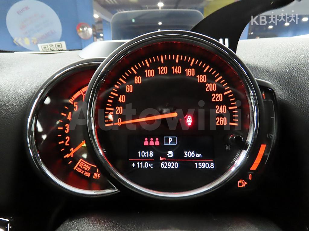 WMWYY5100J3G73992 2018 MINI COOPER COUNTRYMAN 2.0 COOPER D ALL4 HIGHTRIM-4