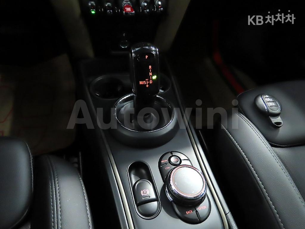 2018 MINI COOPER COUNTRYMAN 2.0 COOPER D ALL4 HIGHTRIM - 11