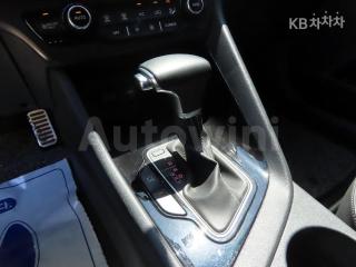 2020 KIA  NIRO 1.6 HEV NOBLESSE SPECIAL - 12
