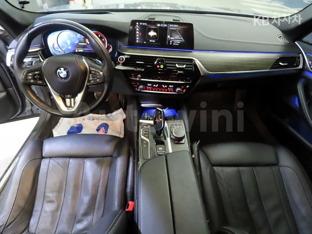 2017 BMW  5SERIES G30  520D M SPORT PLUS - 10