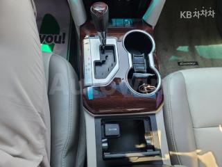 2014 TOYOTA CAMRY XLE - 7