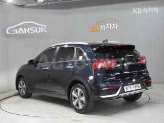 2018 KIA NIRO 1.6 PHEV PRESTIGE - 3