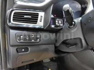 2018 KIA NIRO 1.6 PHEV PRESTIGE - 12