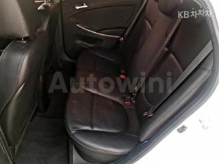 2017 HYUNDAI ACCENT  1.4 VVT MORDERN - 9