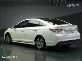 KMHE3411BGA015533 2016 HYUNDAI LF SONATA HYBRID 2.0 HEV MORDERN-1