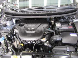KMHDG41DBGU500138 2016 HYUNDAI  AVANTE ELANTRA 1.6 GDI MORDERN BASIC-5