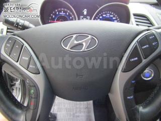 2016 HYUNDAI  AVANTE ELANTRA 1.6 GDI MORDERN BASIC - 11