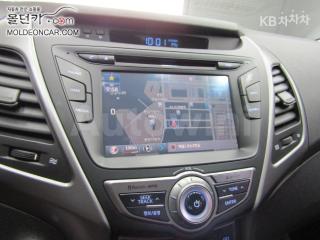 2016 HYUNDAI  AVANTE ELANTRA 1.6 GDI MORDERN BASIC - 12