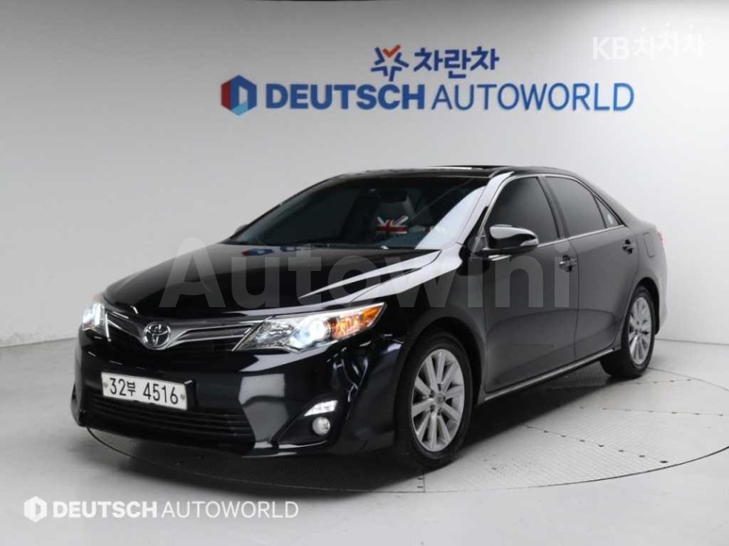 4T1BF1FK4CU563616 2012 TOYOTA CAMRY XLE-0