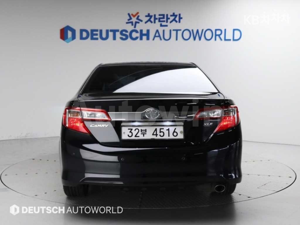 4T1BF1FK4CU563616 2012 TOYOTA CAMRY XLE-3