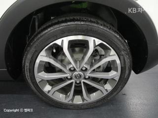 2018 SSANGYONG TIVOLI AMOUR 1.6 GASOLINE VX 2WD - 12