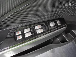 2018 SSANGYONG TIVOLI AMOUR 1.6 GASOLINE VX 2WD - 13