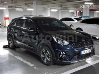 KNACB81CGMA447276 2021 KIA  NIRO 1.6 HEV PRESTIGE-1