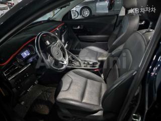 KNACB81CGMA447276 2021 KIA  NIRO 1.6 HEV PRESTIGE-3