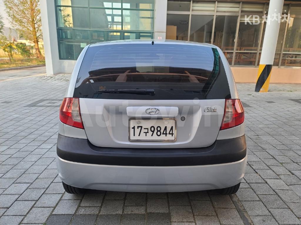 KMHBU51DBBU030805 2011 HYUNDAI  CLICK GETZ 1.4 DOHC I DELUXE-2