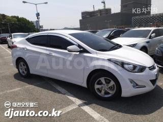 KMHDG41DBGU611061 2016 HYUNDAI  AVANTE ELANTRA 1.6 GDI SMART BASIC-2