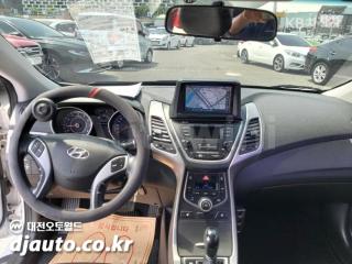 2016 HYUNDAI  AVANTE ELANTRA 1.6 GDI SMART BASIC - 8