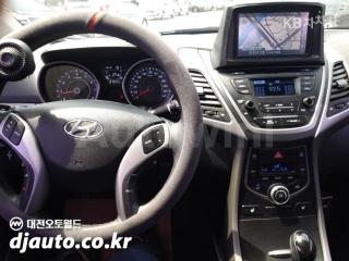 2016 HYUNDAI  AVANTE ELANTRA 1.6 GDI SMART BASIC - 9