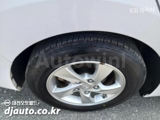 2016 HYUNDAI  AVANTE ELANTRA 1.6 GDI SMART BASIC - 12
