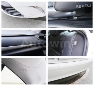 2017 TOYOTA CAMRY 2.5 HYBRID XLE - 19