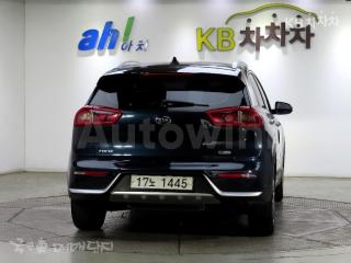 KNACB81CGHA066220 2017 KIA NIRO 1.6 PHEV PRESTIGE-2