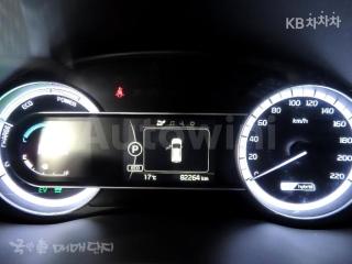 KNACB81CGHA066220 2017 KIA NIRO 1.6 PHEV PRESTIGE-5