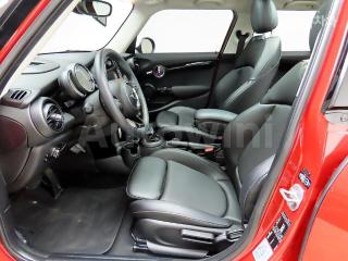 WMWXT3104J2G01679 2018 MINI COOPER 5DOORS D 1.5-4