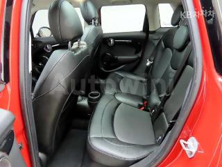 WMWXT3104J2G01679 2018 MINI COOPER 5DOORS D 1.5-5