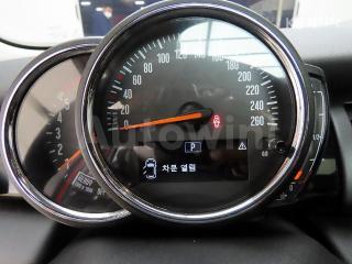 2018 MINI COOPER 5DOORS D 1.5 - 8