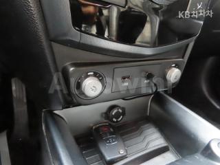 KPBXH3AR1JP255479 2018 SSANGYONG TIVOLI AMOUR 1.6 GASOLINE GEAR2 드라이빙 GEAR 2WD-5