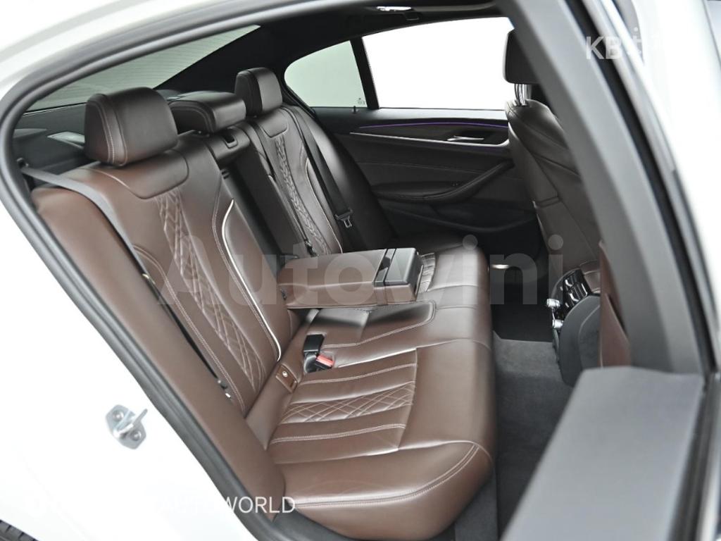 2017 BMW  5SERIES G30  530I M SPORT PLUS - 12