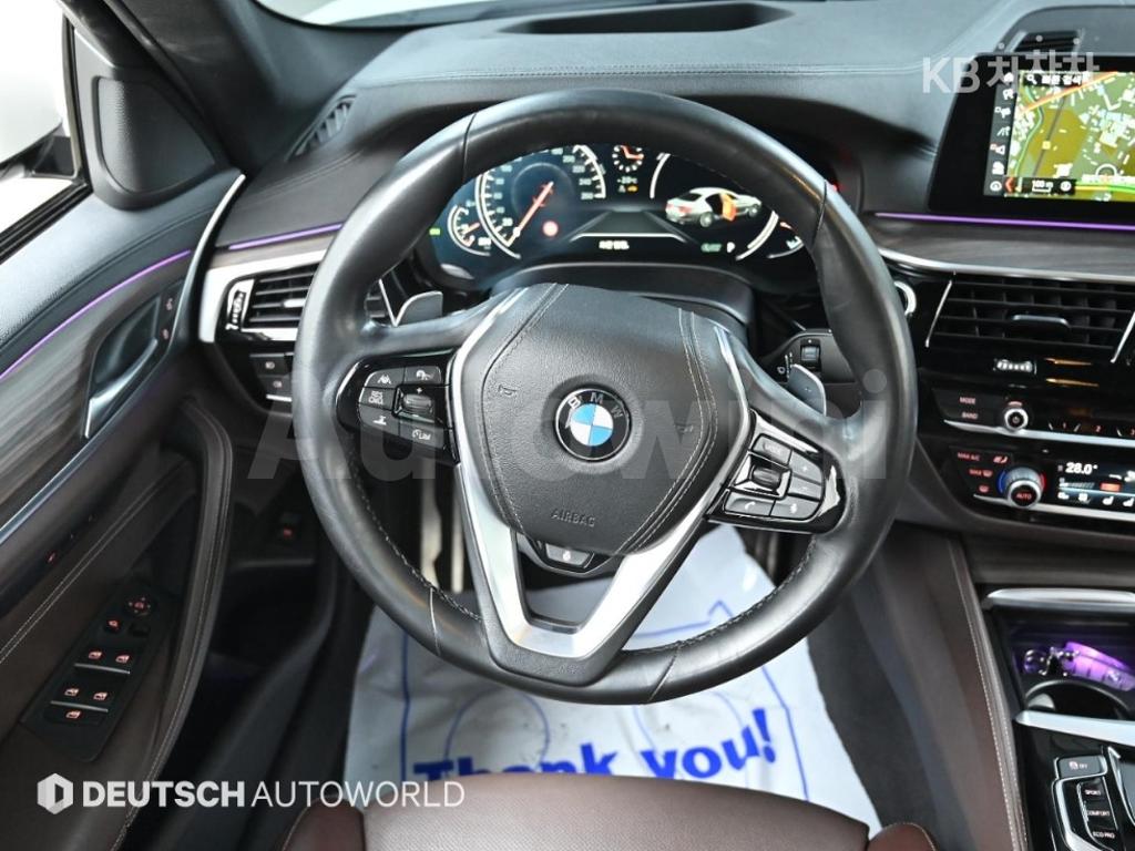 2017 BMW  5SERIES G30  530I M SPORT PLUS - 13