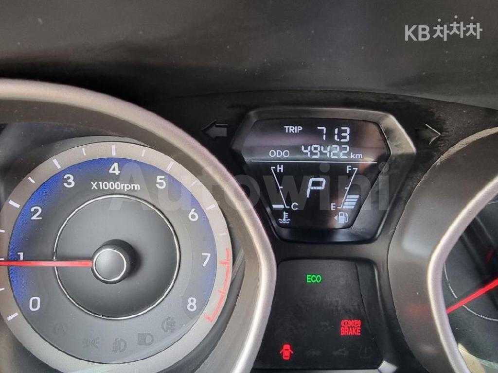 2013 HYUNDAI AVANTE MD ELANTRA M16 GDI SMART - 7