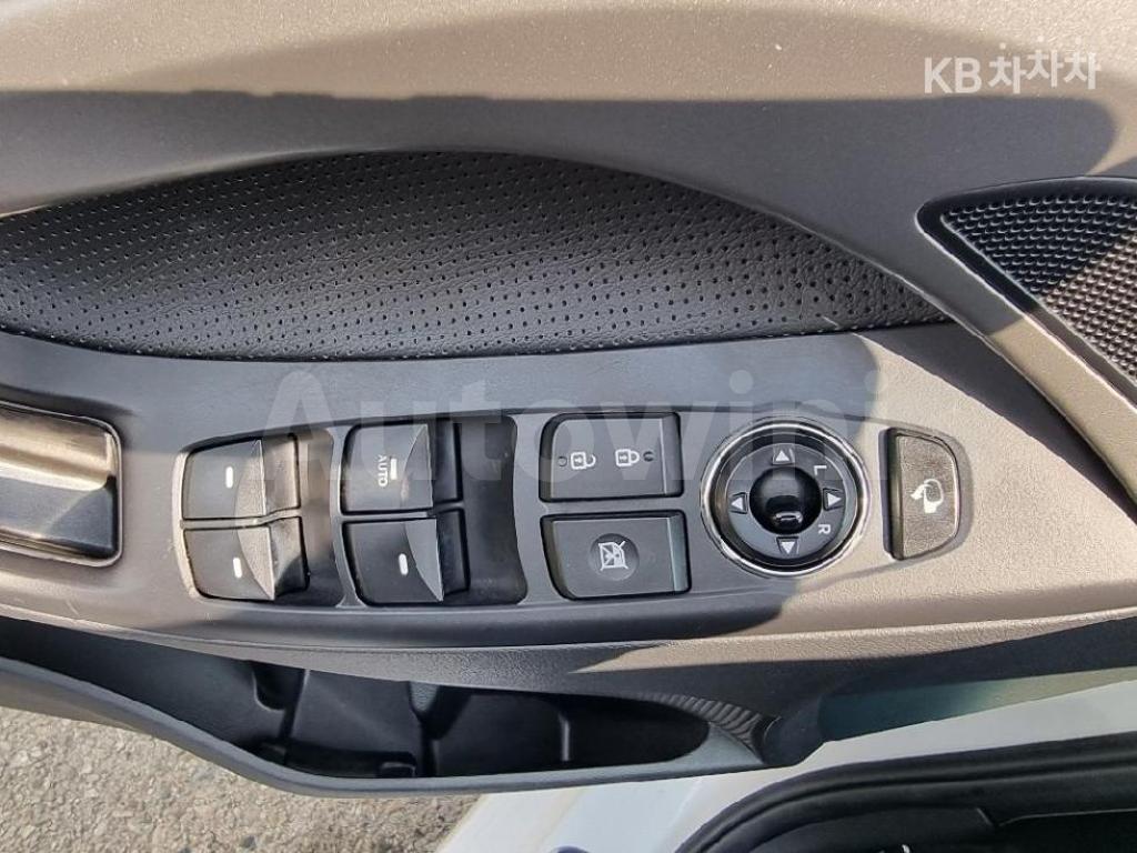 2013 HYUNDAI AVANTE MD ELANTRA M16 GDI SMART - 12