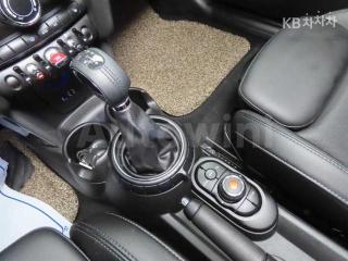 2017 MINI COOPER 5DOORS D 1.5 - 12